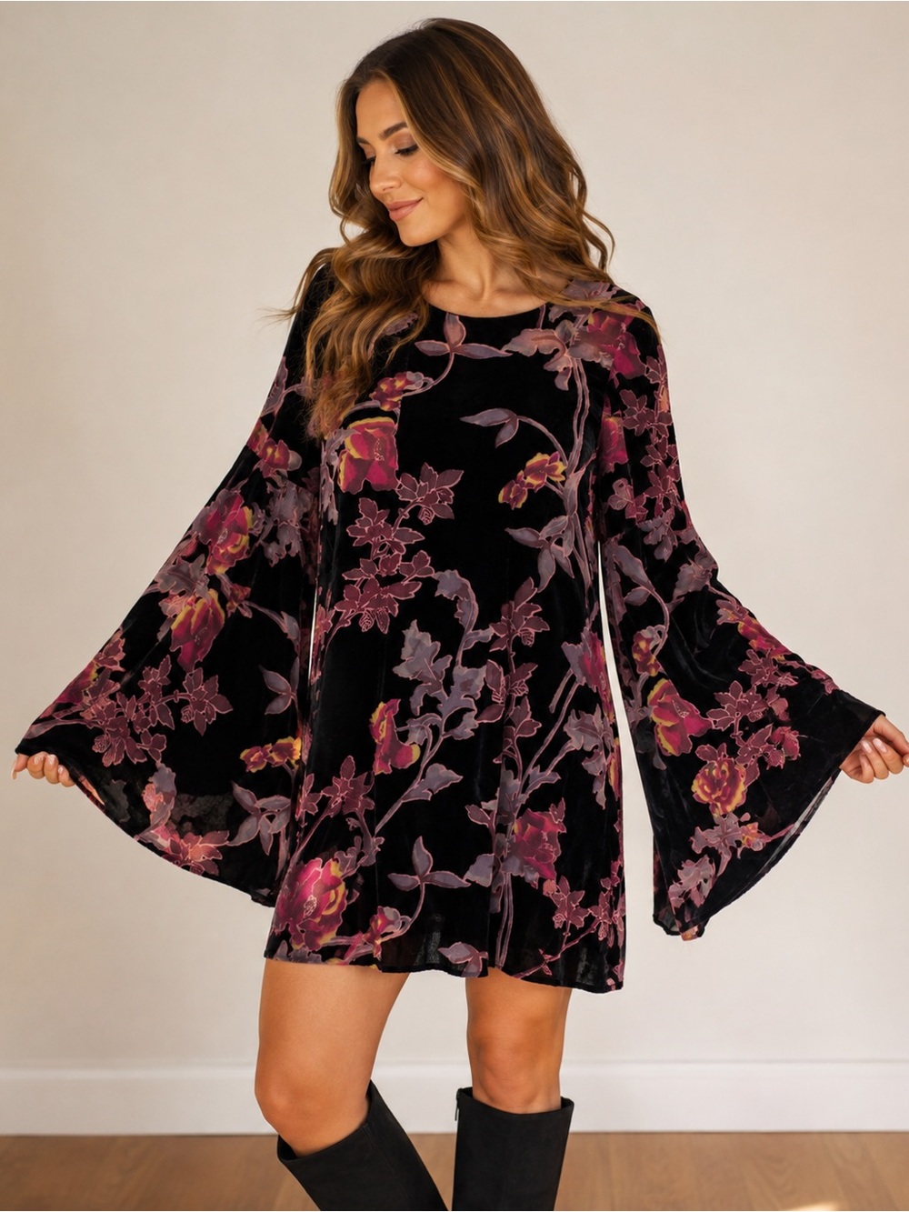 Loveriche Black Floral Velvet Bell Sleeve Mini Dress Size L Boho Romantic